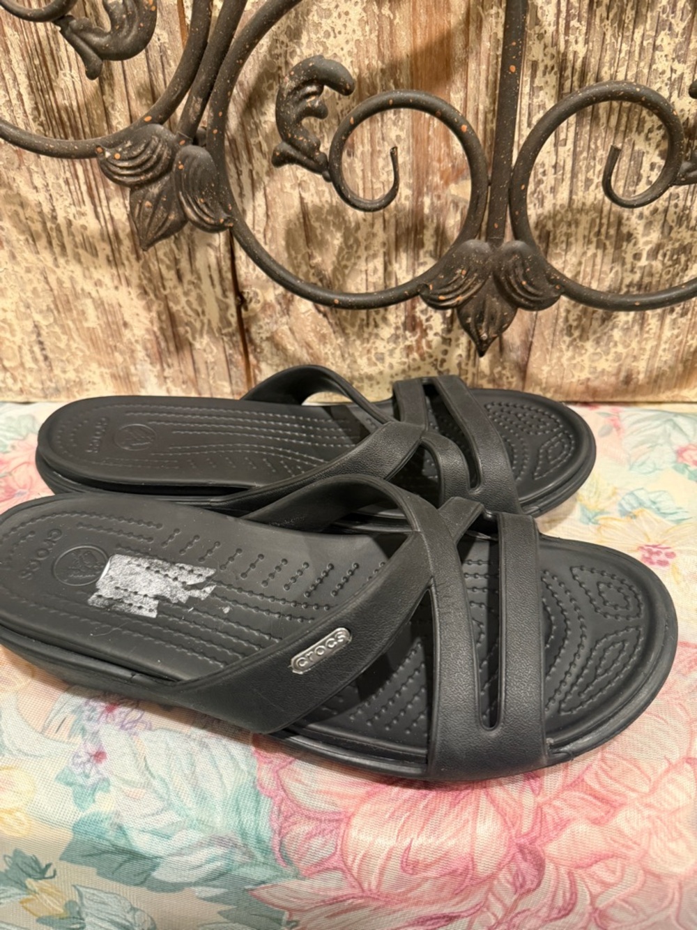 Crocs Patricia Women's Black Rubber Wedge Size 9 - Picture 2 of 5